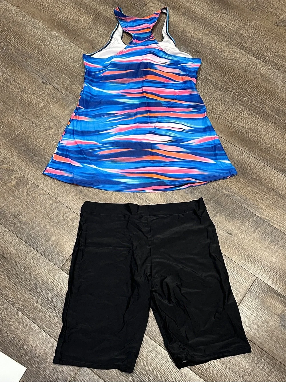 2-Piece Tankini and Swim Shorts Bathing Suit Set Blue Orange Black XLarge NWOT
